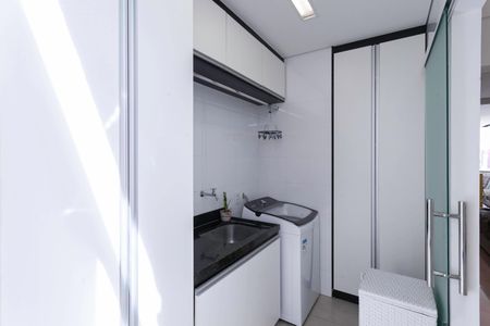 Apartamento à venda com 143m², 4 quartos e 2 vagasCobertura - Área de serviço 