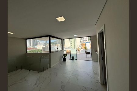 Apartamento para alugar com 240m², 3 quartos e sem vagaÁrea externa