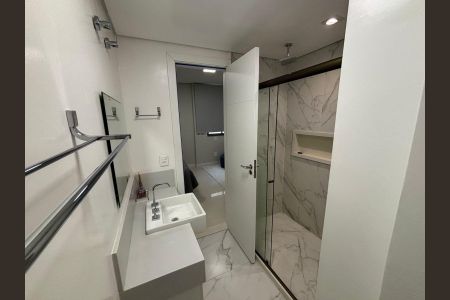 Apartamento para alugar com 240m², 3 quartos e sem vagaBanheiro