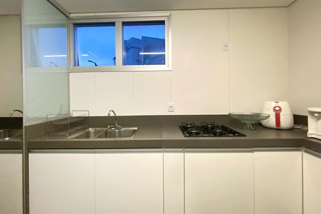 Apartamento para alugar com 137m², 2 quartos e 2 vagasCozinha