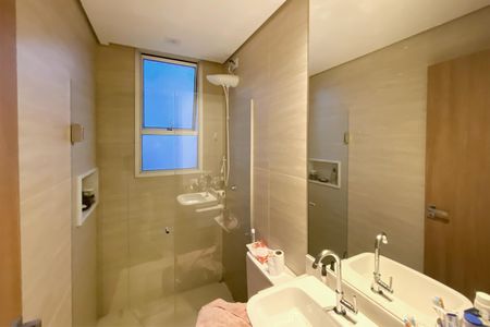 Apartamento para alugar com 137m², 2 quartos e 2 vagasBanheiro da Suíte 1