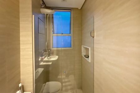 Apartamento para alugar com 137m², 2 quartos e 2 vagasBanheiro
