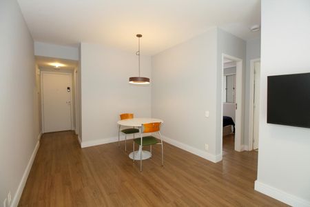 Apartamento à venda com 56m², 2 quartos e 1 vaga Apartamento à venda com 56m², 2 quartos e 1 vagaSala de Estar e Jantar