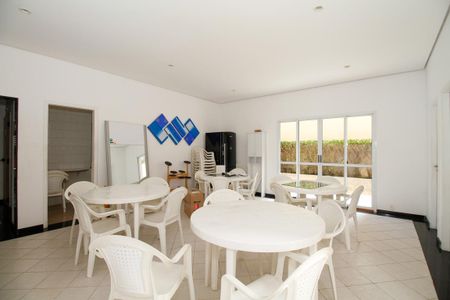 Apartamento à venda com 56m², 2 quartos e 1 vaga Apartamento à venda com 56m², 2 quartos e 1 vagaÁrea Comum - Salão de Festas