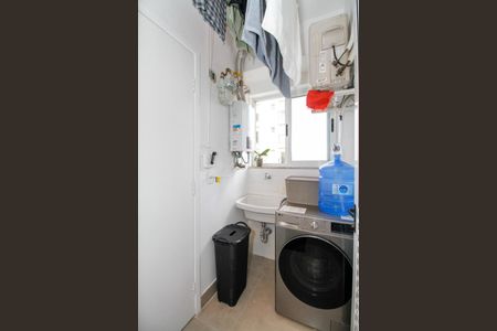 Apartamento à venda com 56m², 2 quartos e 1 vaga Apartamento à venda com 56m², 2 quartos e 1 vagaÁrea de Serviço