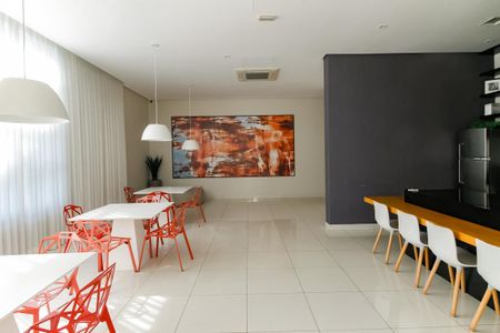 Apartamento para alugar com 35m², 1 quarto e 1 vaga Apartamento para alugar com 35m², 1 quarto e 1 vagaÁrea comum - Salão de festas