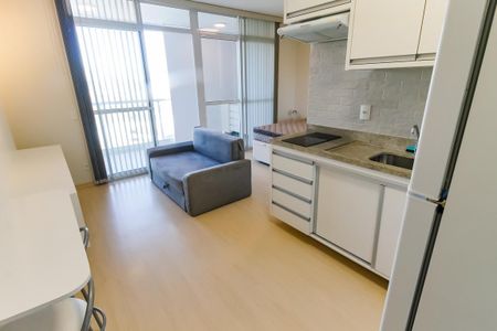 Apartamento para alugar com 35m², 1 quarto e 1 vaga Apartamento para alugar com 35m², 1 quarto e 1 vagaCozinha - Armários