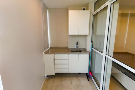 Apartamento para alugar com 35m², 1 quarto e 1 vaga Apartamento para alugar com 35m², 1 quarto e 1 vagaVaranda da Sala