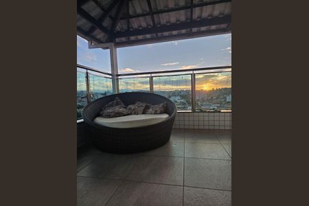 Apartamento à venda com 160m², 3 quartos e 2 vagasÁrea externa