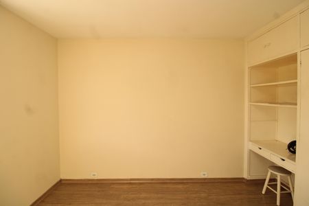 Apartamento à venda com 130m², 3 quartos e 1 vagaQuarto 2