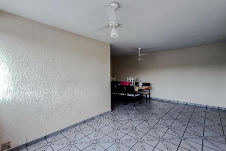 Apartamento à venda com 100m², 3 quartos e 1 vaga Apartamento à venda com 100m², 3 quartos e 1 vagaSala