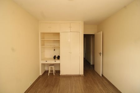 Apartamento à venda com 130m², 3 quartos e 1 vagaQuarto 2