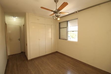 Apartamento à venda com 130m², 3 quartos e 1 vagaSuíte