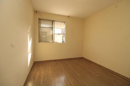 Apartamento à venda com 130m², 3 quartos e 1 vagaQuarto 2