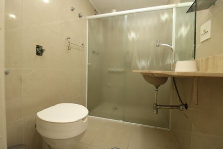 Apartamento à venda com 130m², 3 quartos e 1 vagaBanheiro da Suíte
