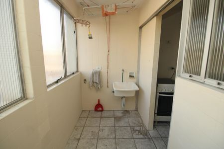 Apartamento à venda com 130m², 3 quartos e 1 vagaÁrea de Serviço