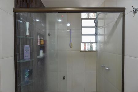 Apartamento à venda com 75m², 3 quartos e 1 vaga Apartamento à venda com 75m², 3 quartos e 1 vagaBanheiro da Suíte