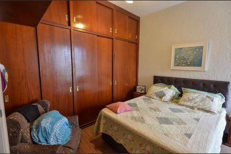 Apartamento à venda com 75m², 3 quartos e 1 vaga Apartamento à venda com 75m², 3 quartos e 1 vagaSuíte