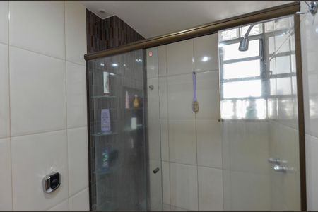 Apartamento à venda com 75m², 3 quartos e 1 vaga Apartamento à venda com 75m², 3 quartos e 1 vagaBanheiro da Suíte