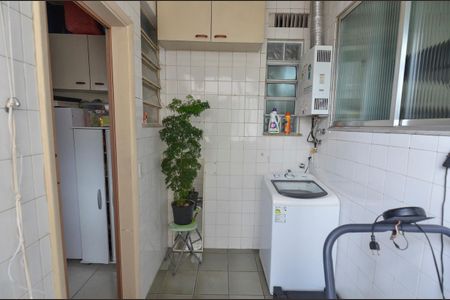 Apartamento à venda com 75m², 3 quartos e 1 vaga Apartamento à venda com 75m², 3 quartos e 1 vagaÁrea de Serviço