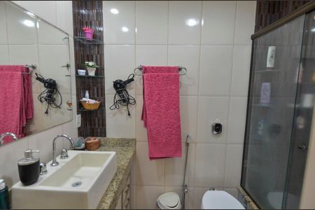 Apartamento à venda com 75m², 3 quartos e 1 vaga Apartamento à venda com 75m², 3 quartos e 1 vagaBanheiro da Suíte