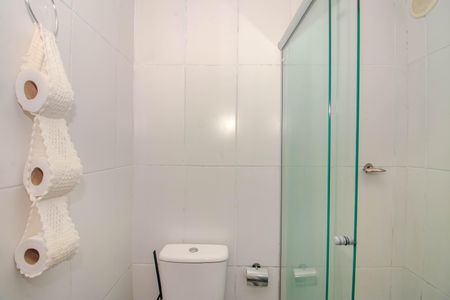 Apartamento à venda com 47m², 2 quartos e 1 vaga Apartamento à venda com 47m², 2 quartos e 1 vagaBanheiro