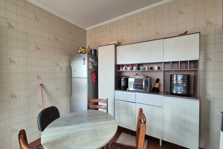 Casa à venda com 132m², 2 quartos e 4 vagasCozinha 