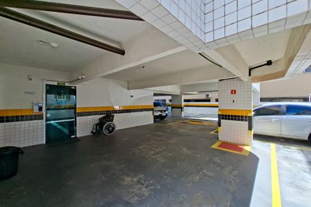 Apartamento para alugar com 90m², 2 quartos e 1 vaga Apartamento para alugar com 90m², 2 quartos e 1 vagaGaragem