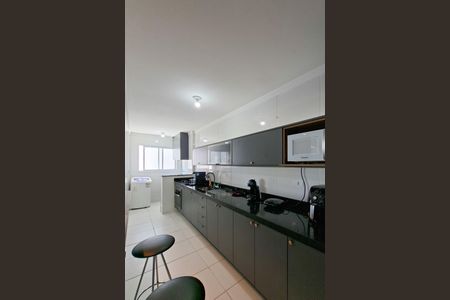 Apartamento para alugar com 90m², 2 quartos e 1 vaga Apartamento para alugar com 90m², 2 quartos e 1 vagaCozinha