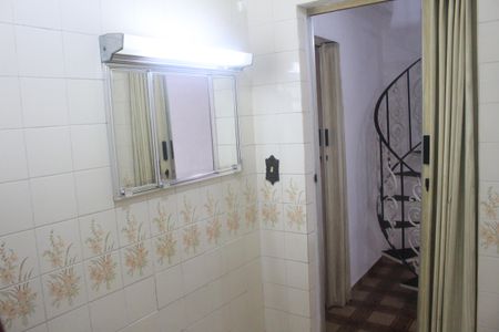 Casa à venda com 210m², 2 quartos e 3 vagasBanheiro 1