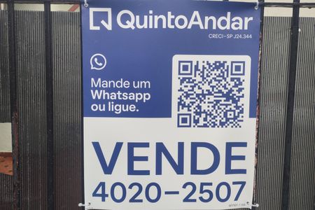 Casa à venda com 210m², 2 quartos e 3 vagasPlaquinha