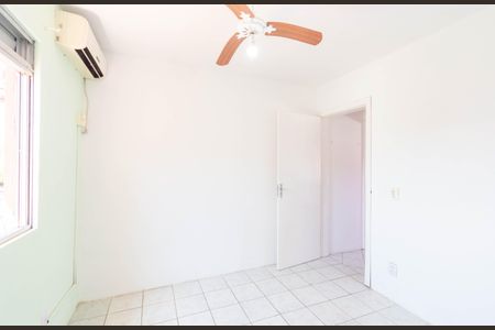 Casa de condomínio à venda com 60m², 2 quartos e 1 vaga