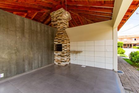 Casa de condomínio à venda com 60m², 2 quartos e 1 vaga