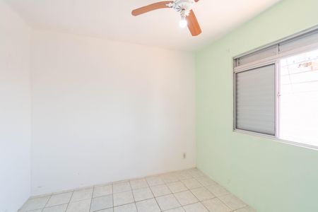 Casa de condomínio à venda com 60m², 2 quartos e 1 vaga