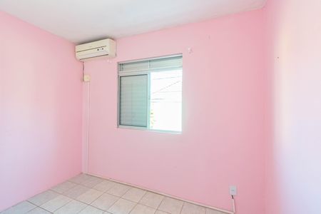 Casa de condomínio à venda com 60m², 2 quartos e 1 vaga