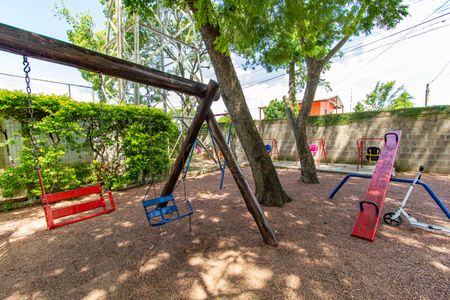 Casa de condomínio à venda com 60m², 2 quartos e 1 vaga