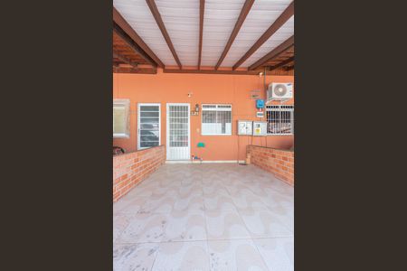 Casa de condomínio à venda com 60m², 2 quartos e 1 vaga