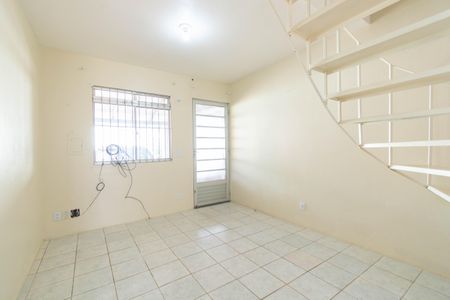 Casa de condomínio à venda com 60m², 2 quartos e 1 vaga