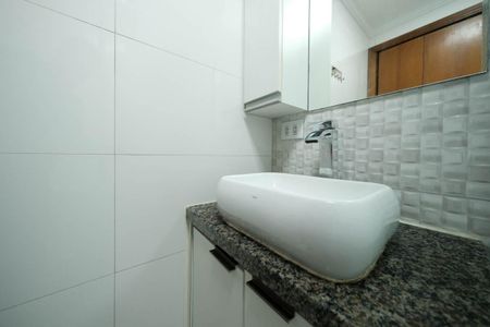 Apartamento para alugar com 49m², 2 quartos e 1 vagaBanheiro