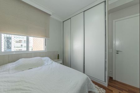 Apartamento à venda com 161m², 4 quartos e 3 vagas Apartamento à venda com 161m², 4 quartos e 3 vagasQuarto 2