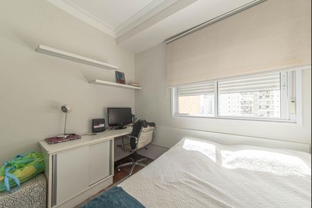 Apartamento à venda com 161m², 4 quartos e 3 vagas Apartamento à venda com 161m², 4 quartos e 3 vagasQuarto 1