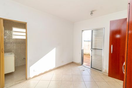 Casa à venda com 140m², 4 quartos e 2 vagas Casa à venda com 140m², 4 quartos e 2 vagasSuíte