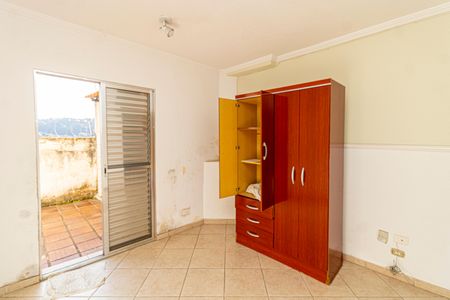Casa à venda com 140m², 4 quartos e 2 vagas Casa à venda com 140m², 4 quartos e 2 vagasSuíte