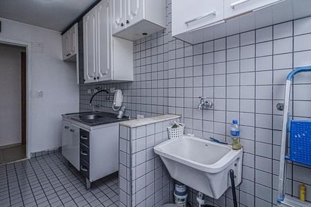 Apartamento à venda com 50m², 2 quartos e 1 vaga Apartamento à venda com 50m², 2 quartos e 1 vagacozinha e área de serviço compartilhadas_4