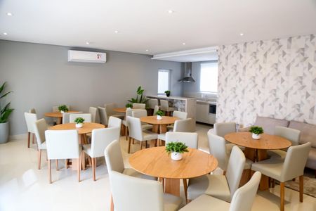 Apartamento para alugar com 46m², 2 quartos e 1 vaga Apartamento para alugar com 46m², 2 quartos e 1 vagaÁrea comum - Salão de festas