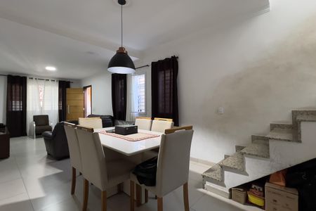 Sala de casa à venda com 3 quartos, 148m² em Jardim Santa Mena, Guarulhos