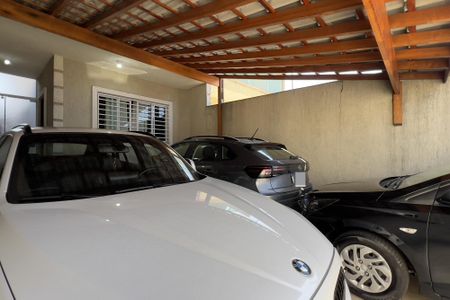 Casa à venda com 148m², 3 quartos e 3 vagas Casa à venda com 148m², 3 quartos e 3 vagasGaragem