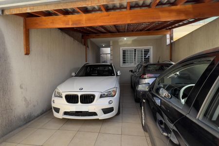 Casa à venda com 148m², 3 quartos e 3 vagas Casa à venda com 148m², 3 quartos e 3 vagasGaragem