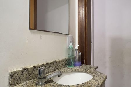 Casa à venda com 148m², 3 quartos e 3 vagas Casa à venda com 148m², 3 quartos e 3 vagasLavabo