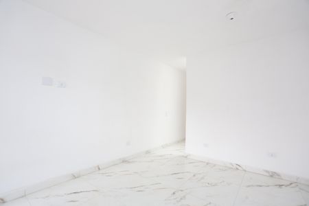 Casa para alugar com 88m², 2 quartos e 2 vagasSala